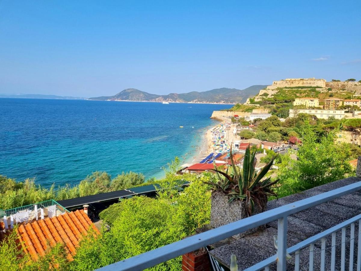 Appartamenti La Terrazza Sulle Ghiaie - Goelba بورتوفيرّايو المظهر الخارجي الصورة