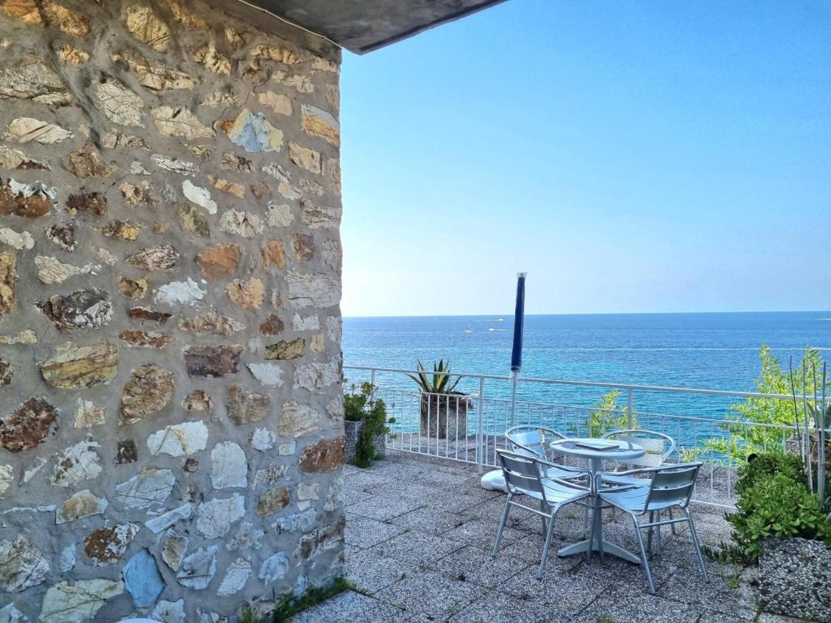 Appartamenti La Terrazza Sulle Ghiaie - Goelba بورتوفيرّايو المظهر الخارجي الصورة